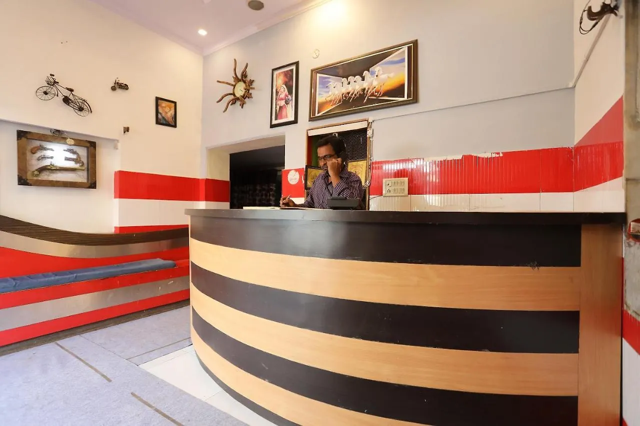 Oyo 29411 Hotel Vanshika Agra  3*, Agra (Uttar Pradesh)