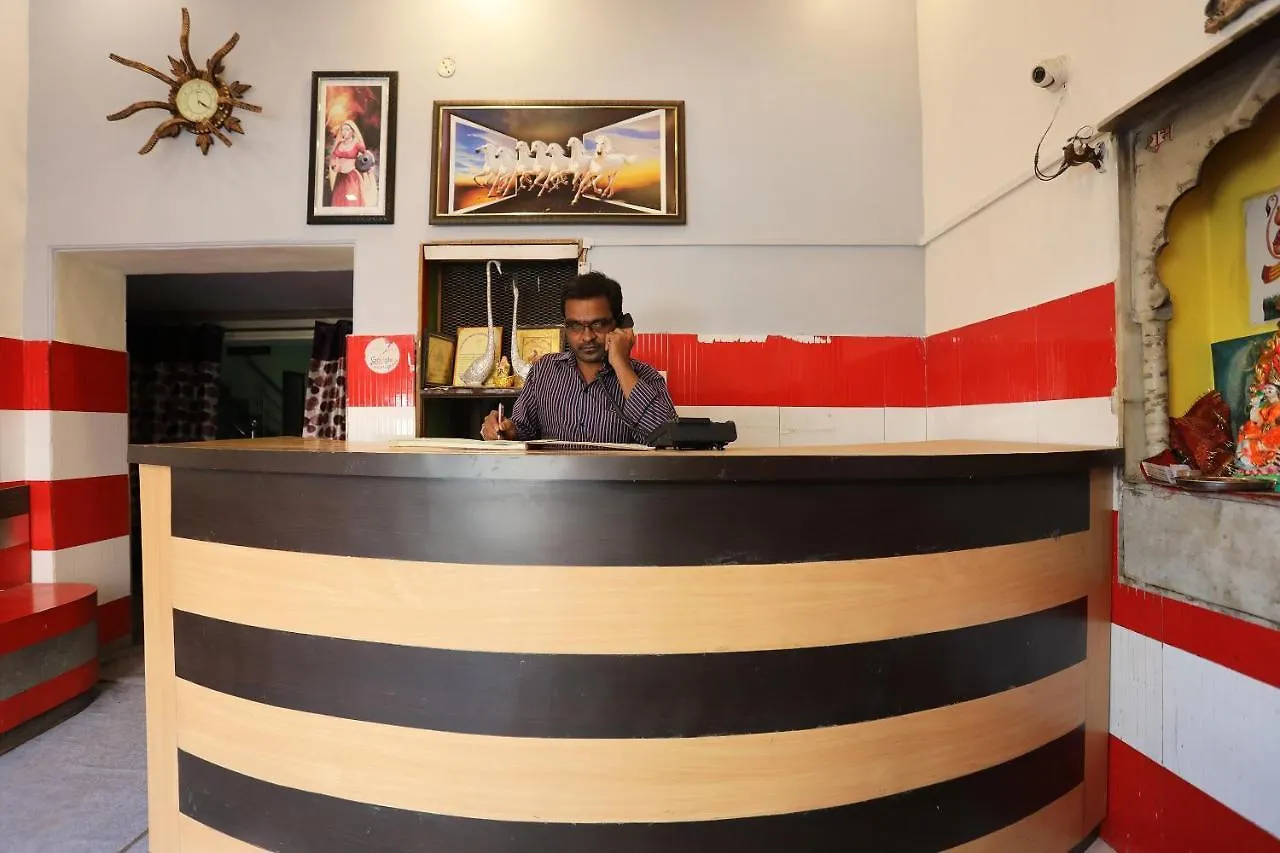 Oyo 29411 Hotel Vanshika Agra   Agra (Uttar Pradesh)