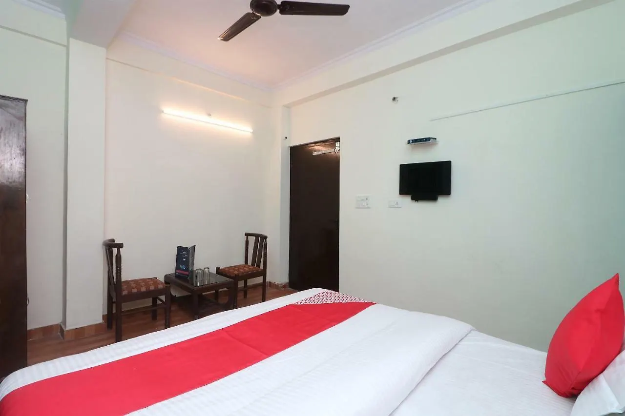 Oyo 29411 Hotel Vanshika Agra